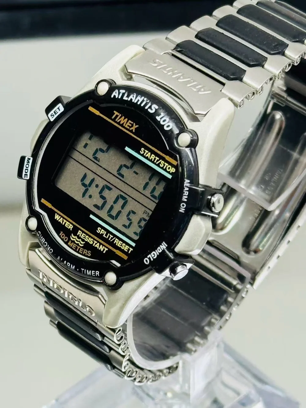 Vintage Timex Atlantis 100 Indiglo Digital Men Watch 39mm WR100M New Battery